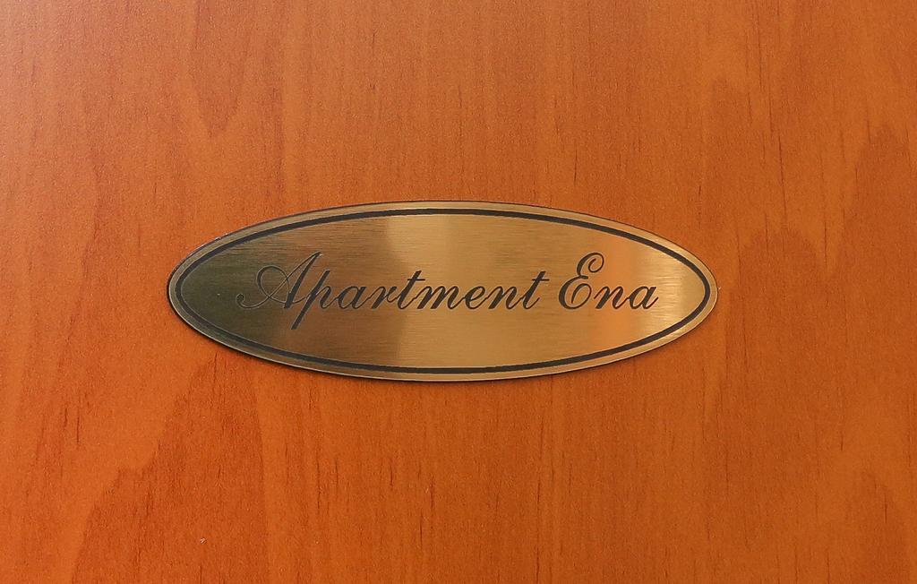 Apartments Ena&Toni Каштела Экстерьер фото